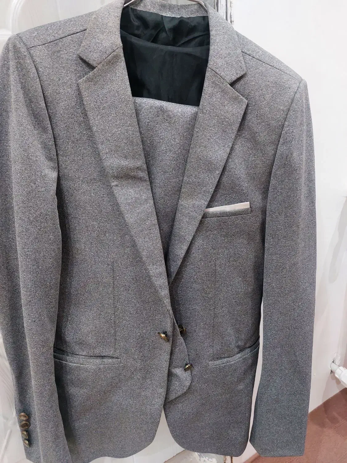 لباس کت و شلوار|لباس|رباط‌کریم, نصیرشهر|دیوار