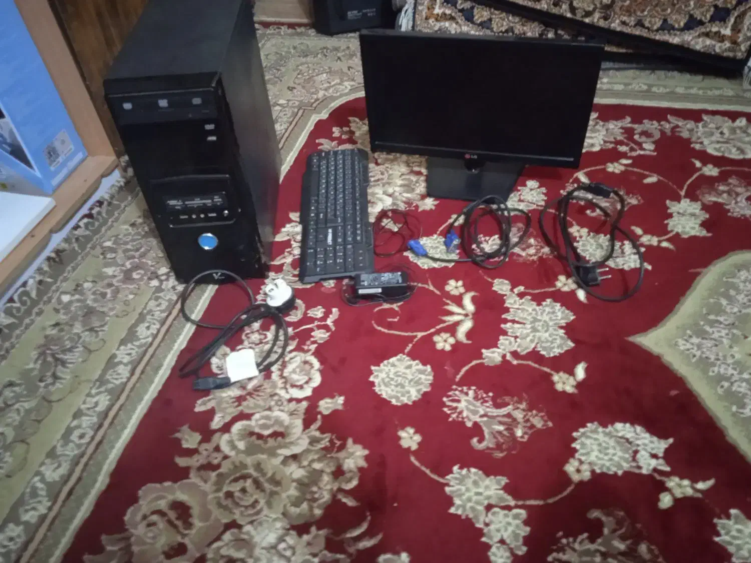 کارده|رایانه رومیزی|قشم, |دیوار