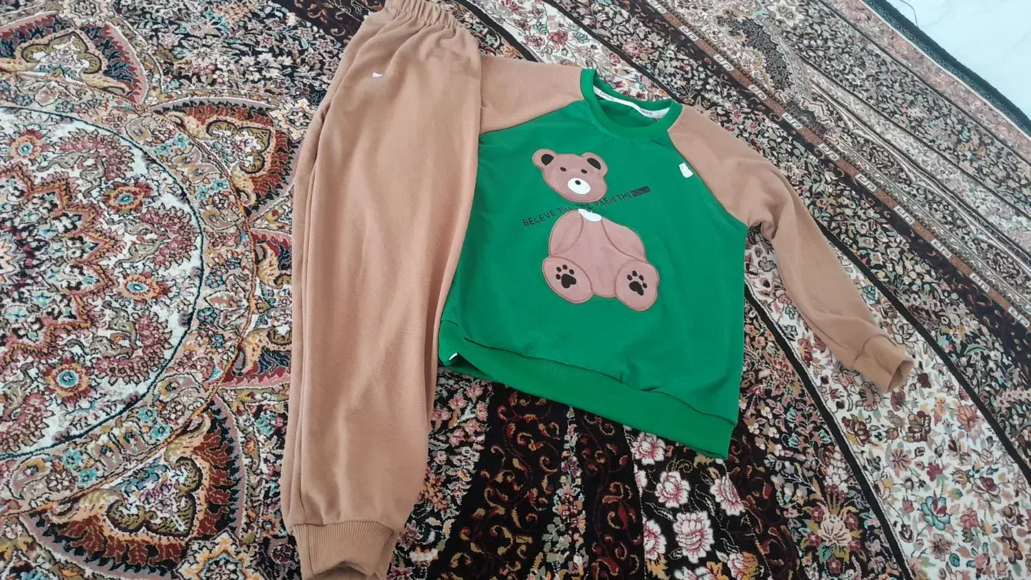 حراج لباس بچگانه تک سایز۳۹۰تومن|کفش و لباس بچه|کوار, |دیوار