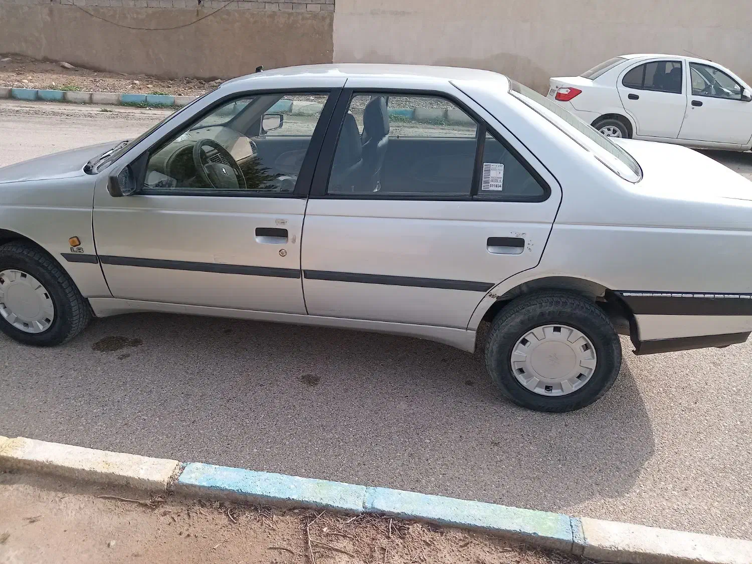 پژو ۴۰۵|خودرو سواری و وانت|اهواز, امانیه|دیوار