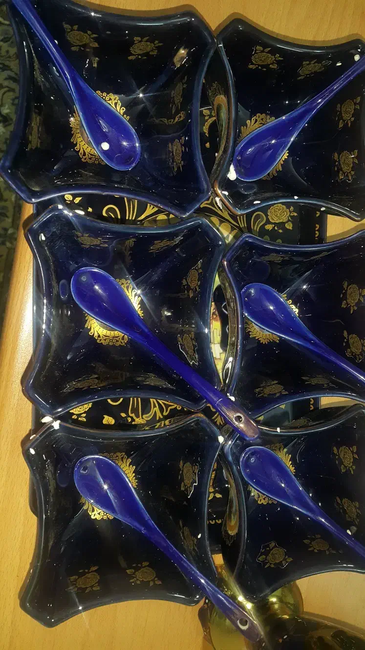 تنگ جام اگرمن بستنی خوری سرمه ای با سینی نو|ظروف سرو و پذیرایی|اصفهان, شاه پسند|دیوار