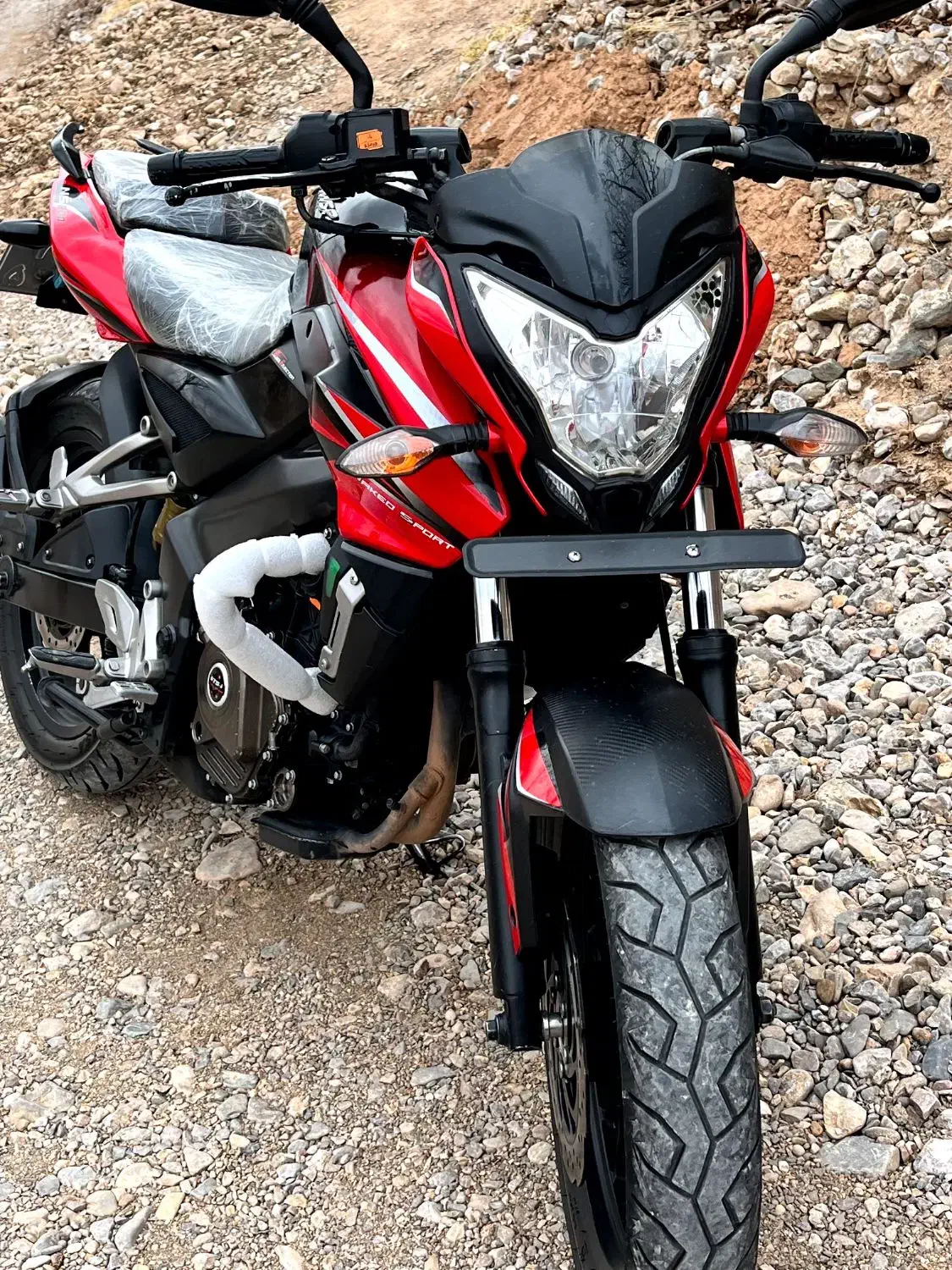 مرتب و تمیز|موتورسیکلت|اسفراین, |دیوار