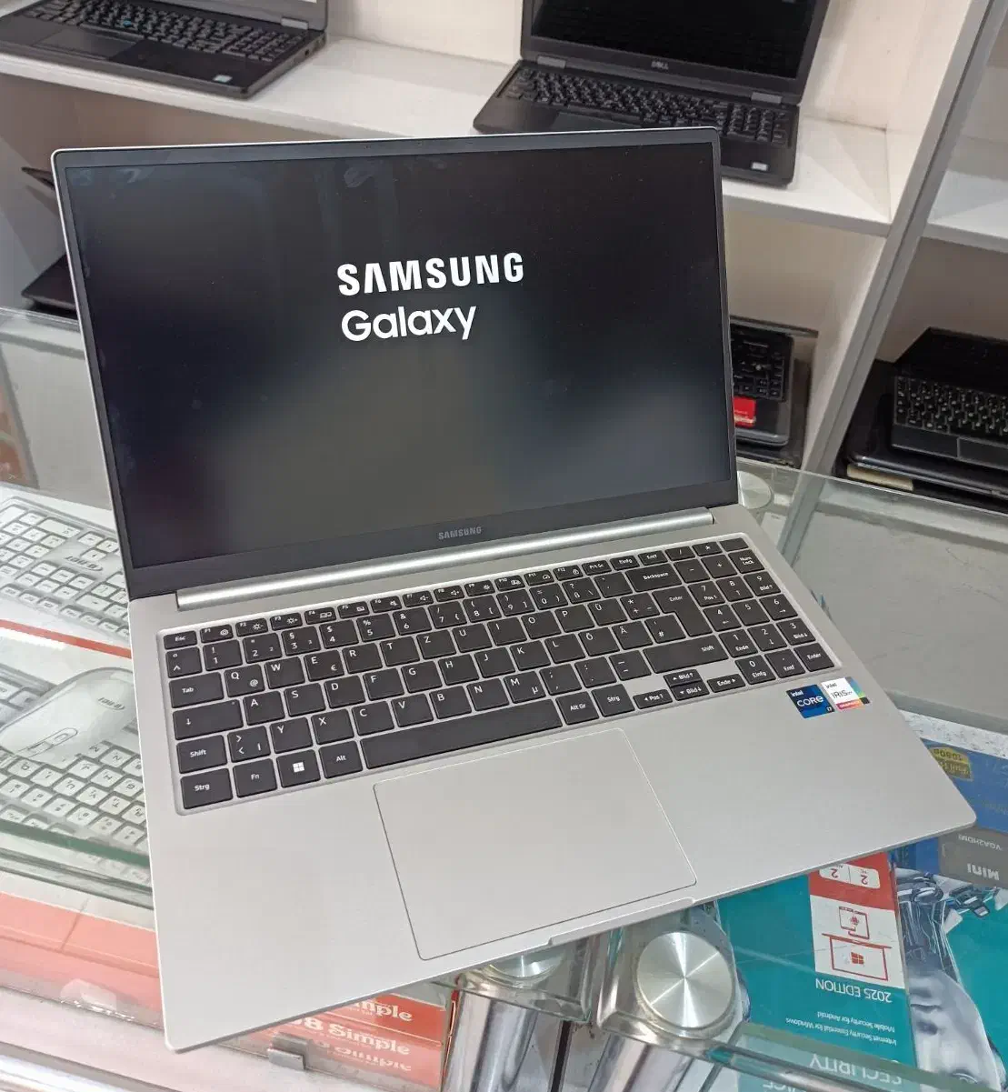 لپ تاپ i7 سامسونگ بوک قدرتمند باریک سیمکارتخور|رایانه همراه|تهران, نازیآباد|دیوار