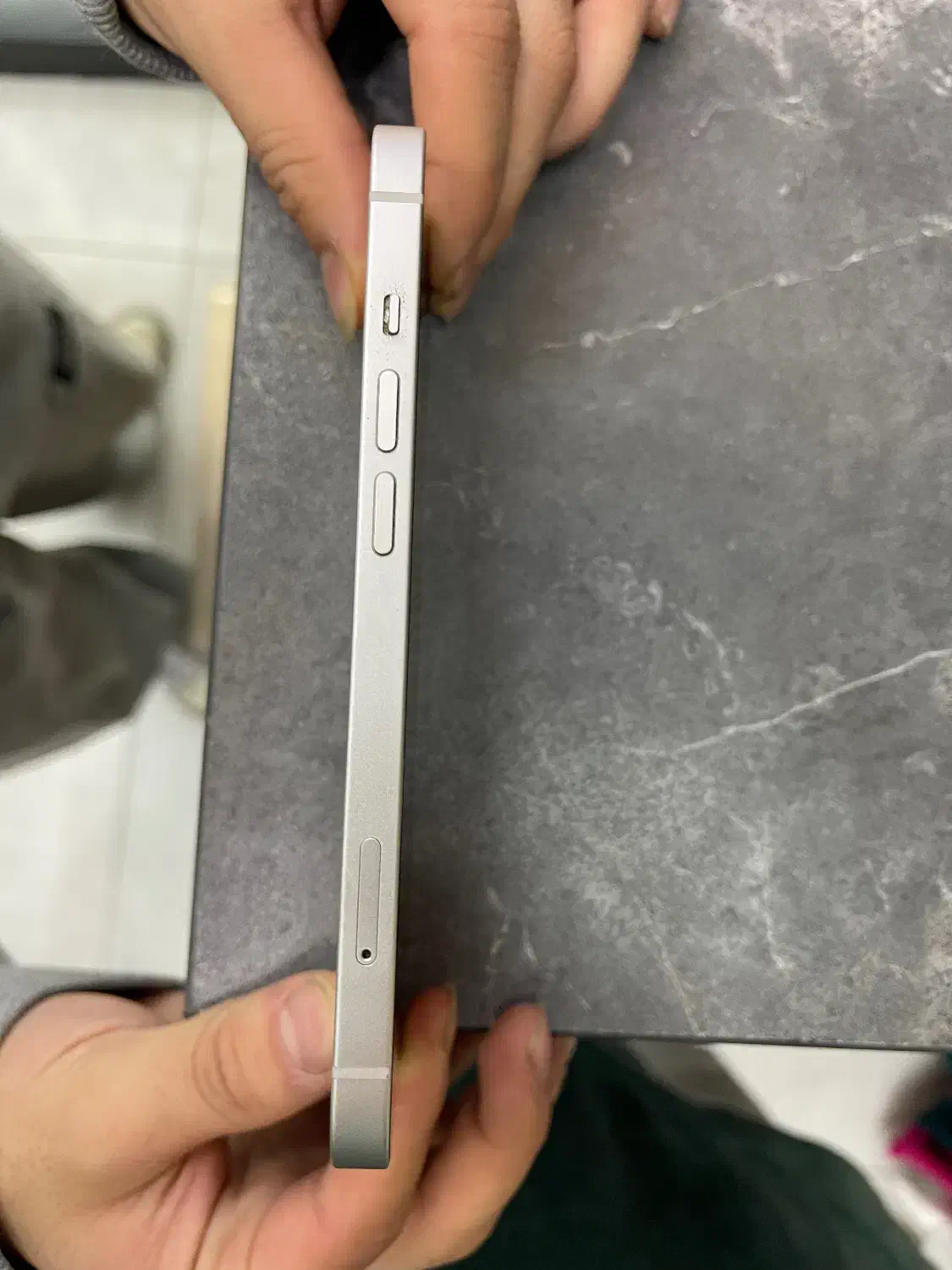 گوشی iPhone 13 پارت نامبر zaa رنگ ‌White|موبایل|تهران, باشگاه نفت|دیوار