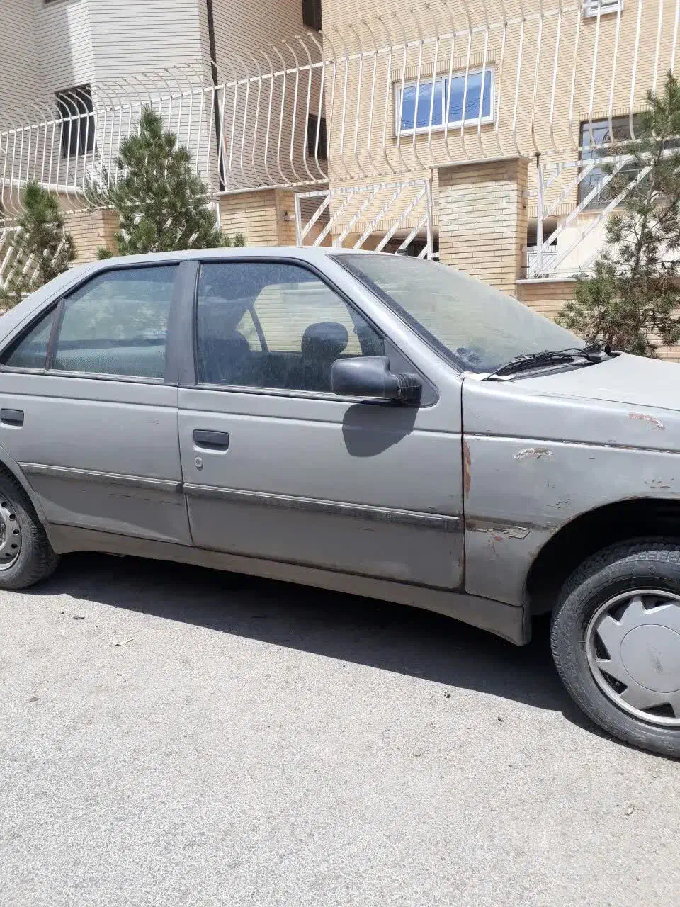 فروش خودرو آردی تصادفی مدل۸۲|خودرو سواری و وانت|اصفهان, بهارستان|دیوار