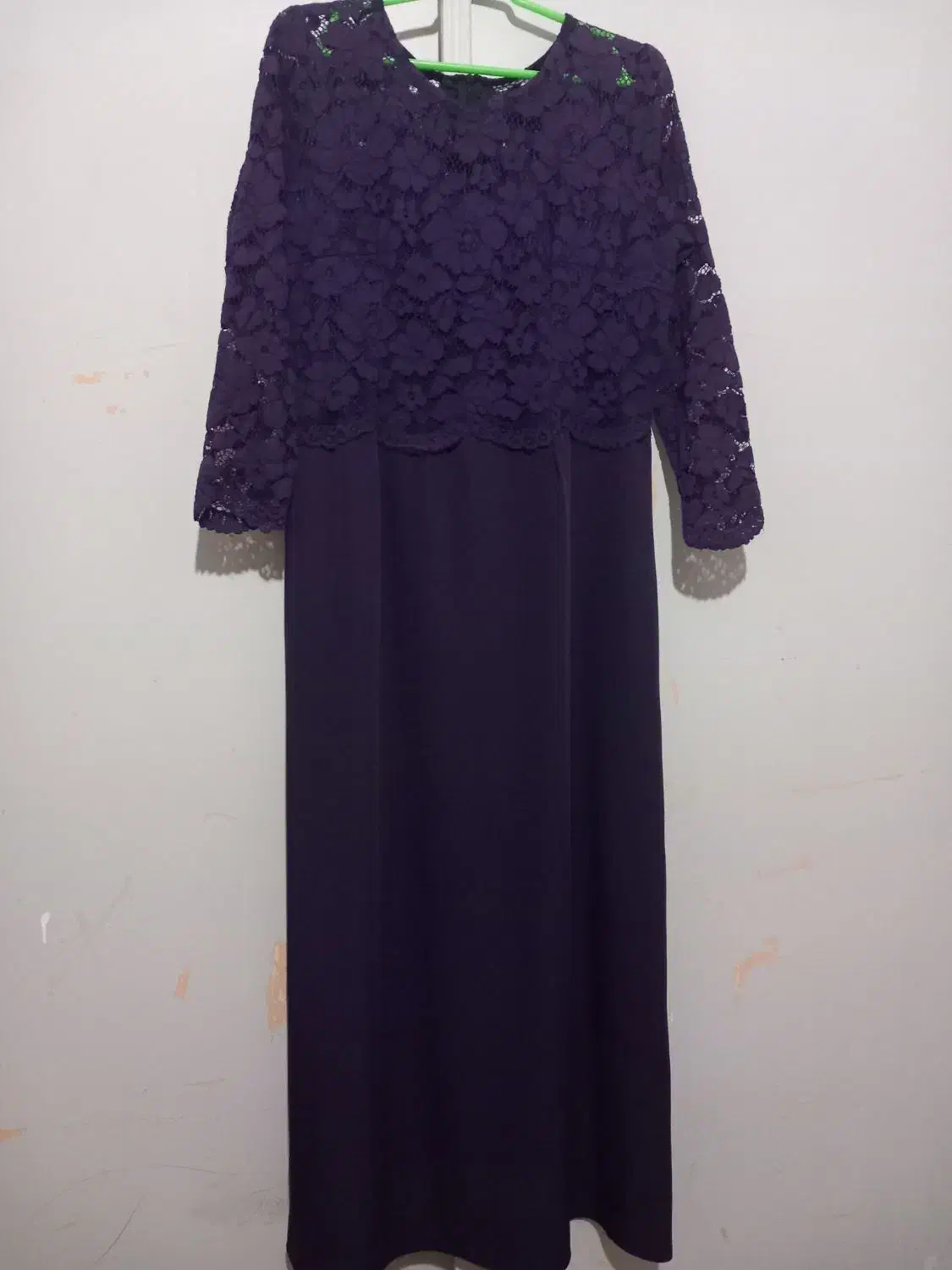 تعدای لباس مجلسی در حد نوعه نو|لباس|قائم‌شهر, |دیوار