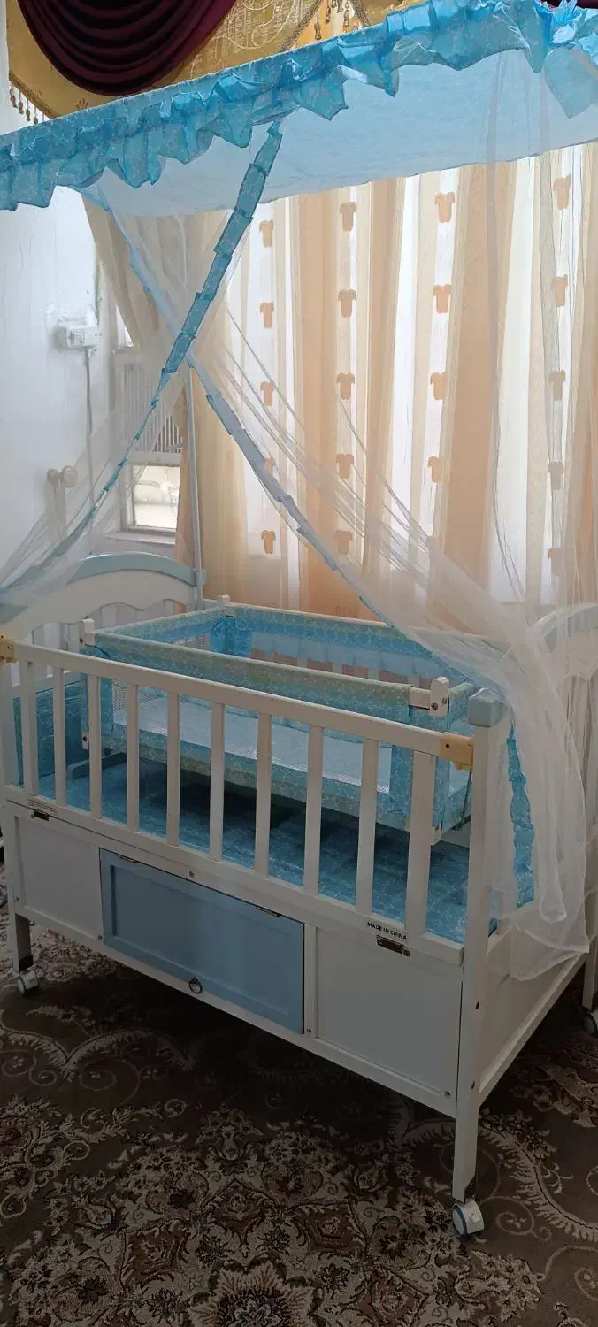 تخت و گهواره کودک وارداتی|تخت و سرویس خواب|فولادشهر, B5|دیوار