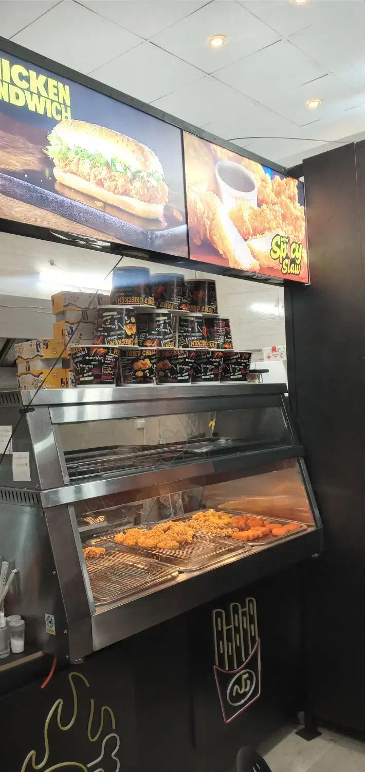 واگذاری مغازه سوخاری در مرکز خرید زیتون|اجارهٔ مغازه و غرفه|تهران, افسریه شمالی|دیوار