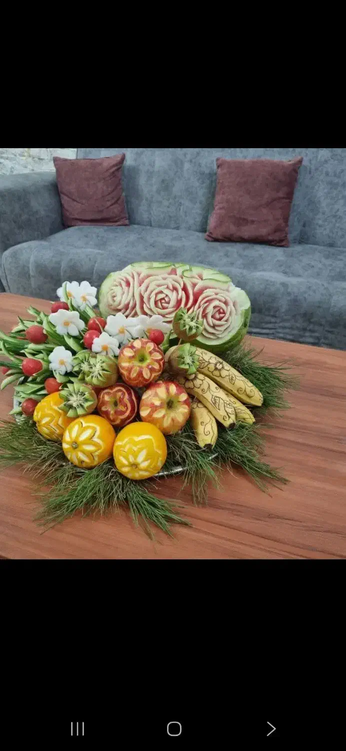 اولین ها در زاهدان حکاکی هندوانه مناسب یلدا|خدمات پذیرایی، مراسم|زاهدان, |دیوار