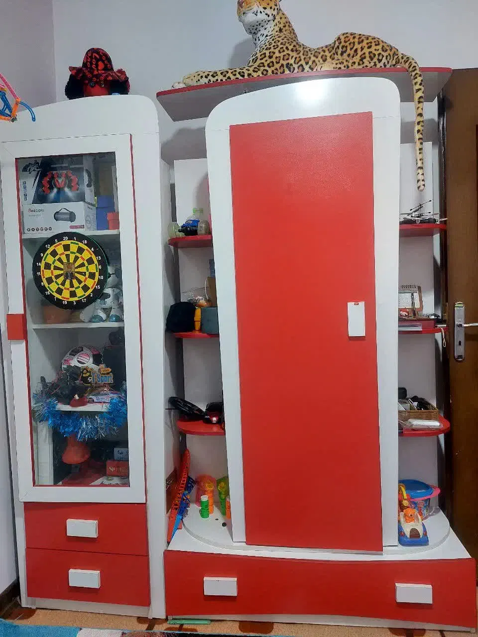 تخت و کمد نوجوان چند منظوره|تخت و سرویس خواب|یزد, |دیوار