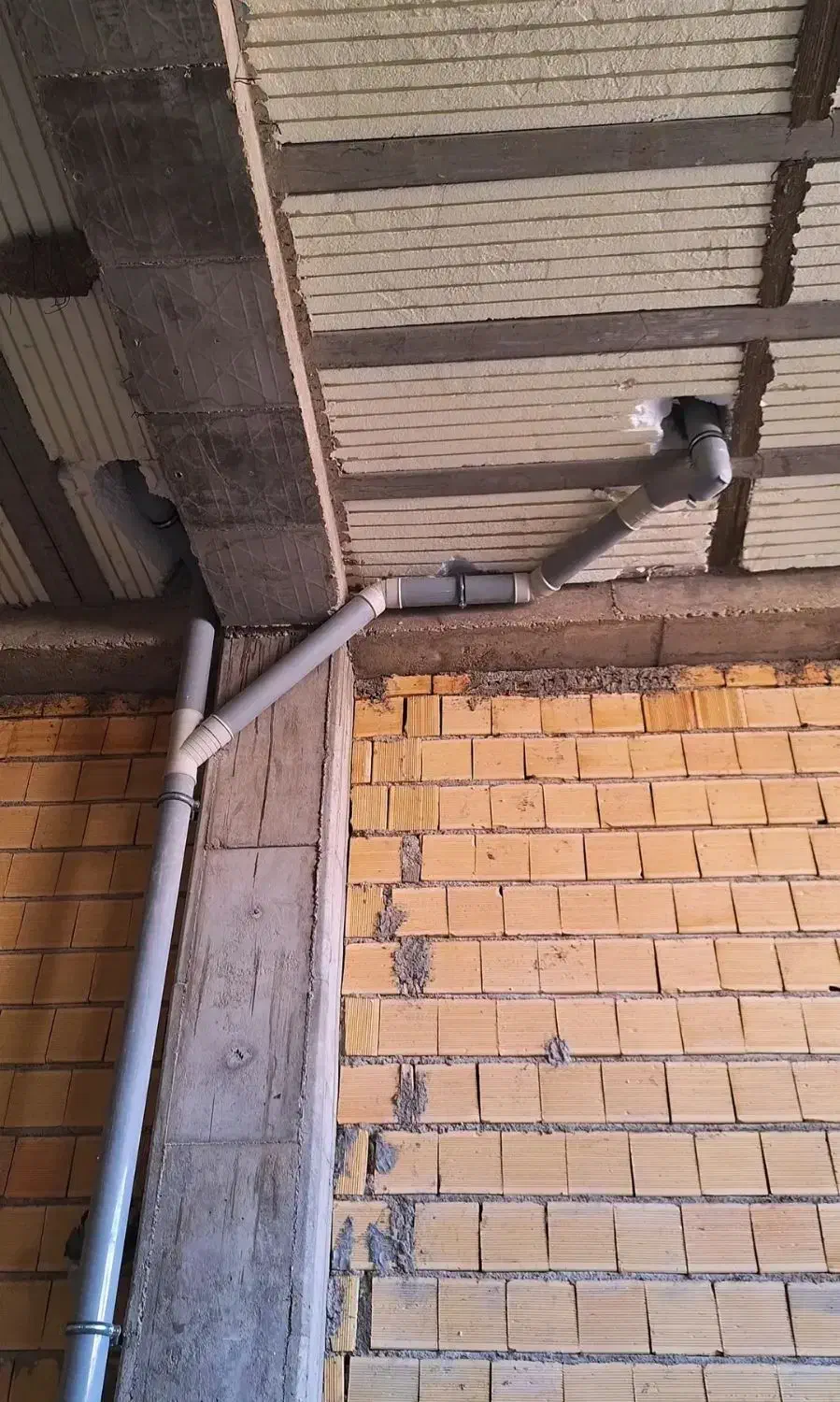 تاسیسات ساختمانی مدرن نصب تعمیرات|خدمات پیشه و مهارت|اراک, |دیوار