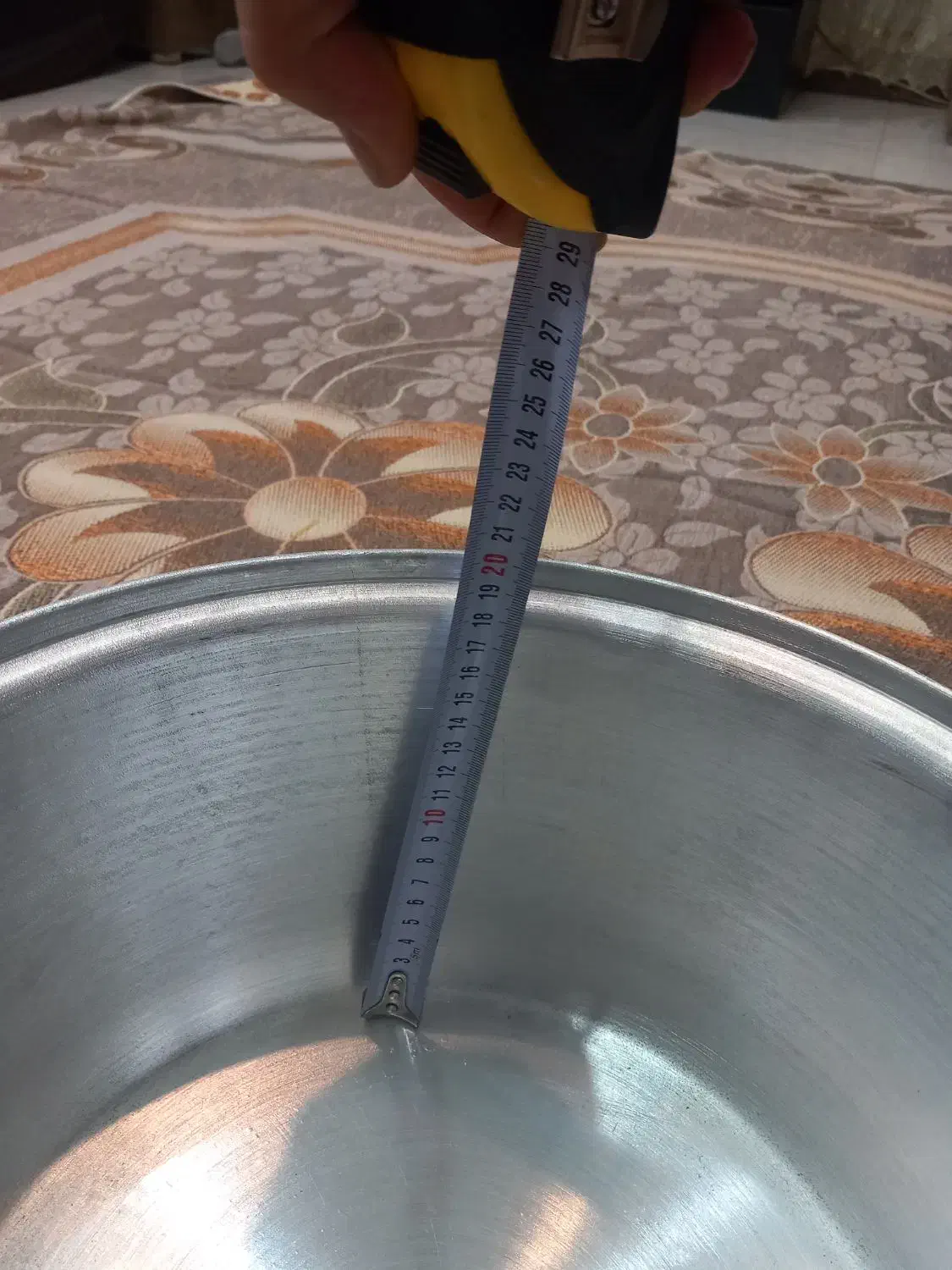 قابلمه روحی نو|ظروف پختوپز|ری, علایین|دیوار