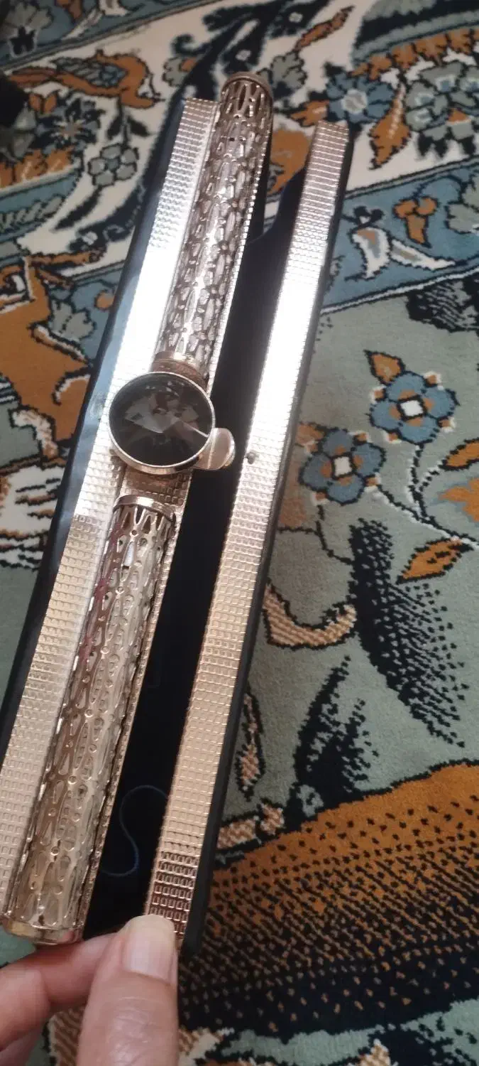 کیف مجلسی|کیف، کفش، کمربند|رشت, سیا اسطلخ|دیوار