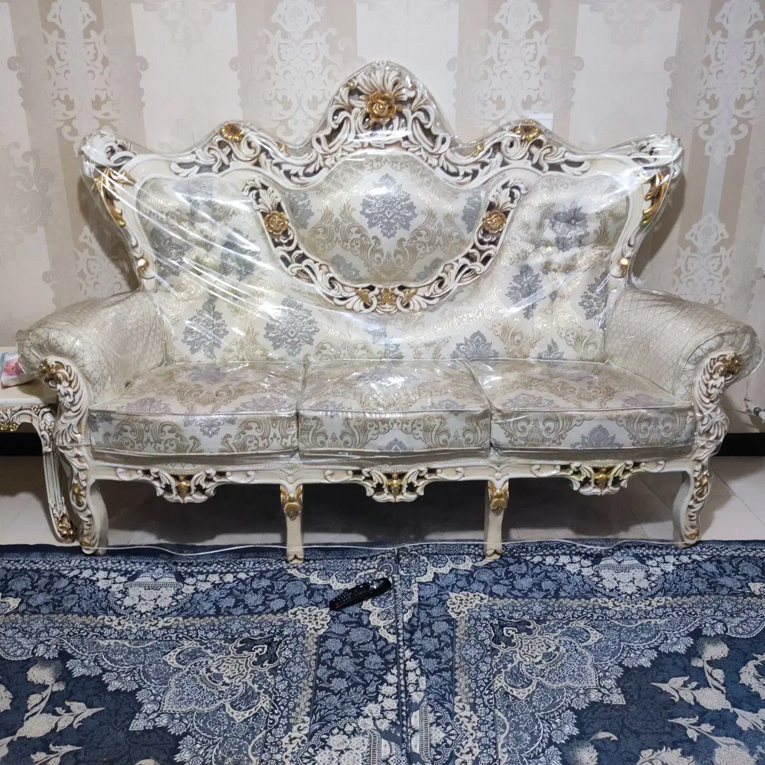 مبل سلطنتی|مبلمان خانگی و میز عسلی|ماهدشت, |دیوار