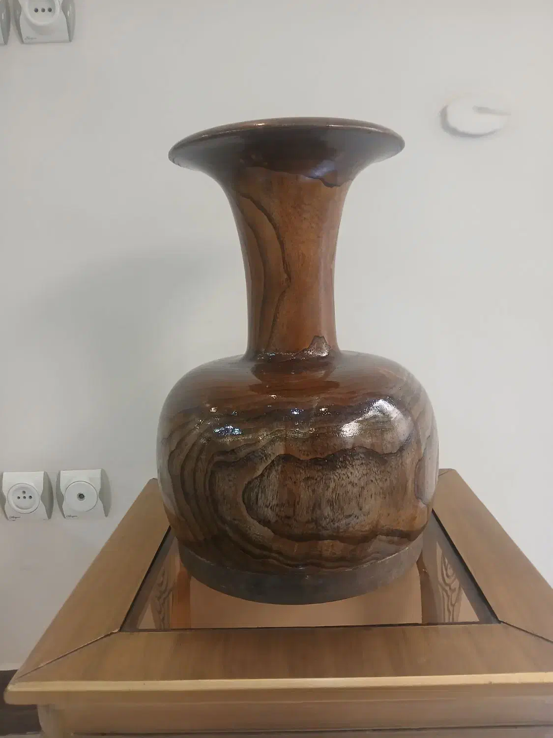 تمبک توت|سازهای سنتی|اصفهان, شیخ اشراق|دیوار