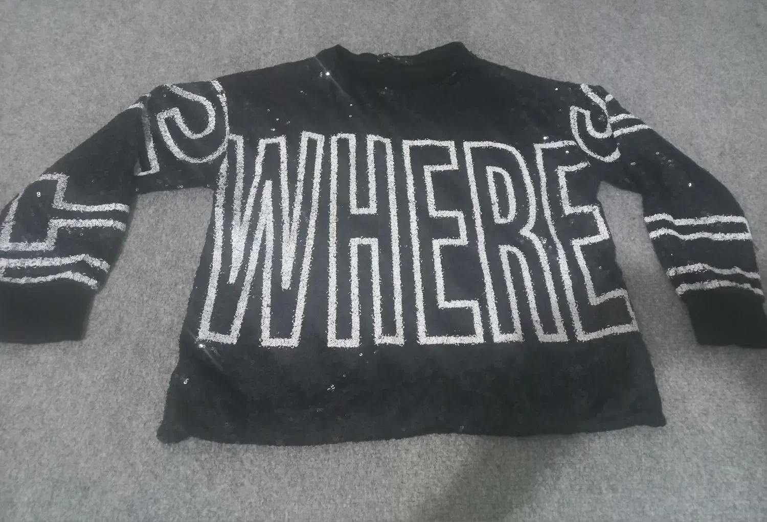 نیم تنه مجلسی|لباس|اردبیل, |دیوار