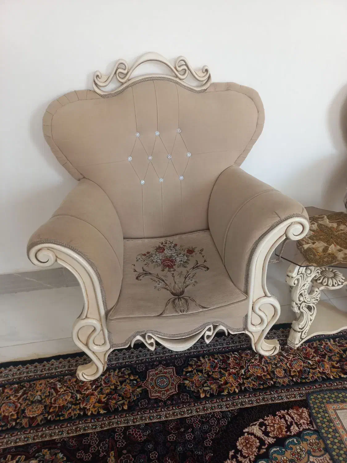 مبل|مبلمان خانگی و میز عسلی|چناران, |دیوار