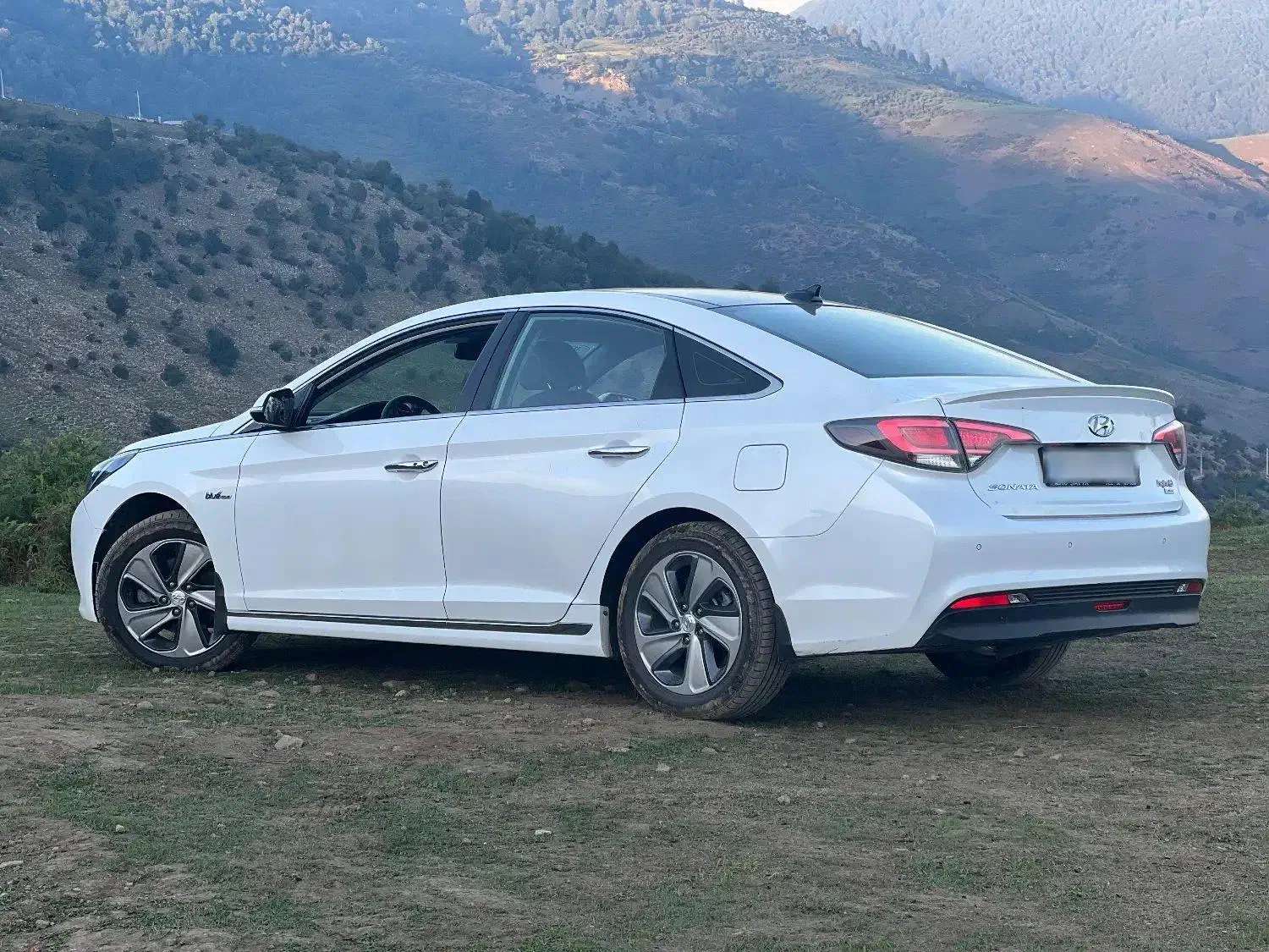 سوناتا هیبرید ۲۰۱۷|خودرو سواری و وانت|کرمان, |دیوار