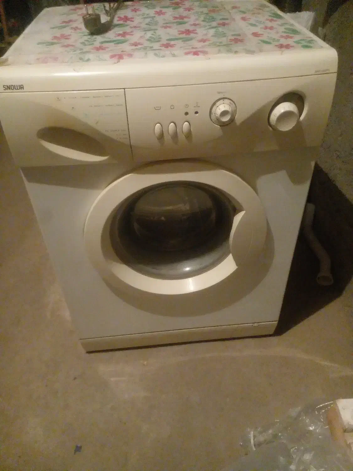 ماشین لباسشویی|ماشین لباسشویی و خشککن لباس|نیمبلوک, |دیوار