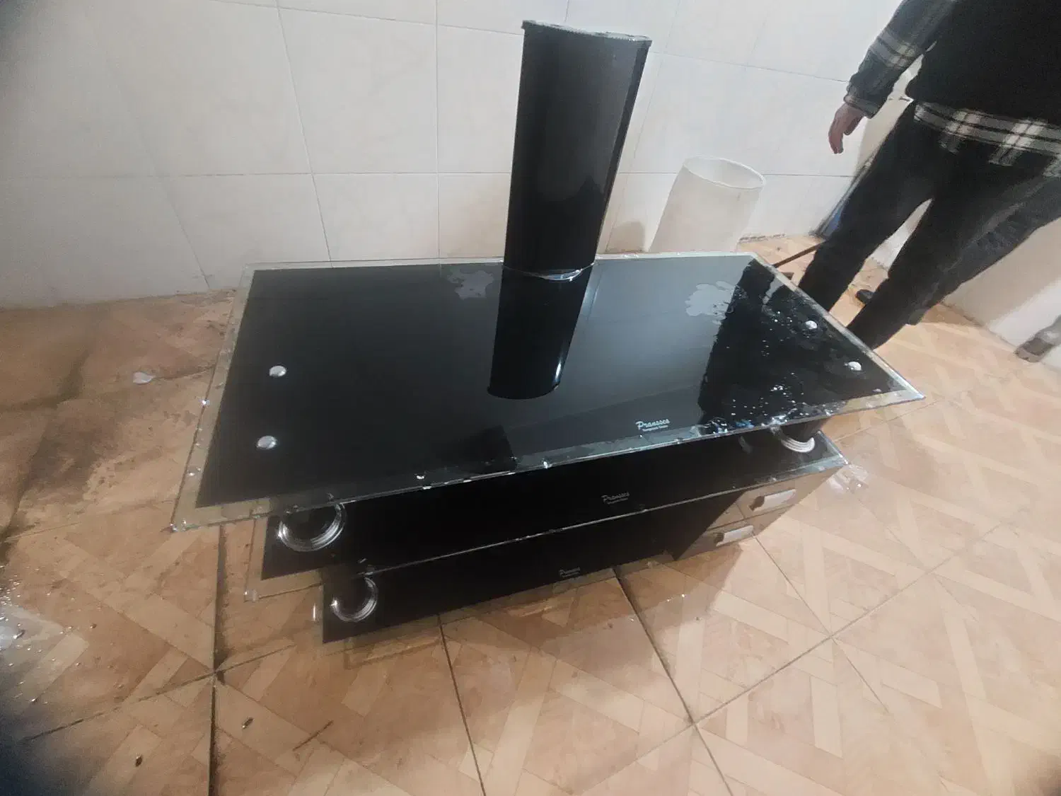 میز تلویزیون|میز تلویزیون|هشتگرد, هیو|دیوار