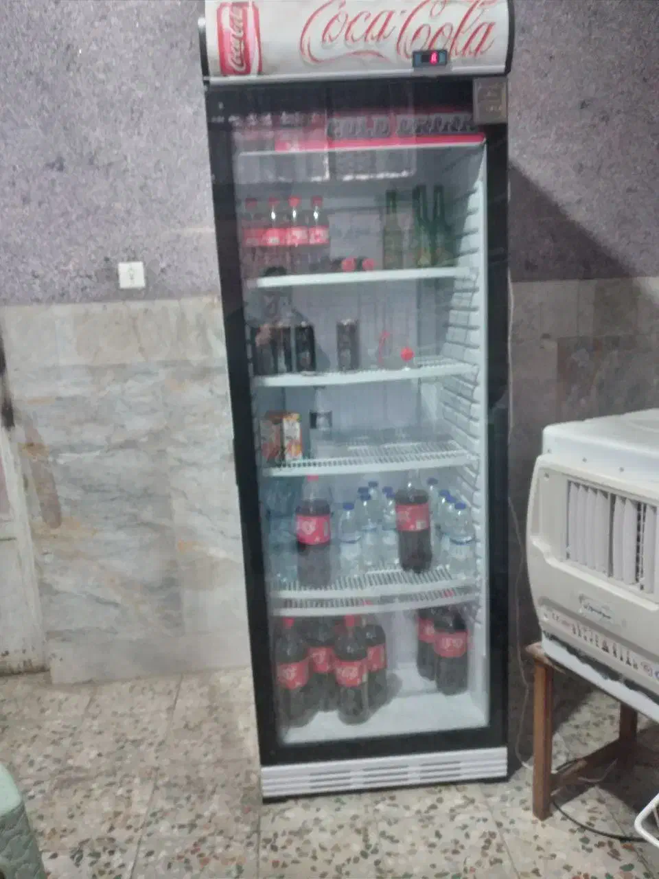 تعدادی وسایل سوپرمارکت|یخچال و فریزر|گلپایگان, |دیوار