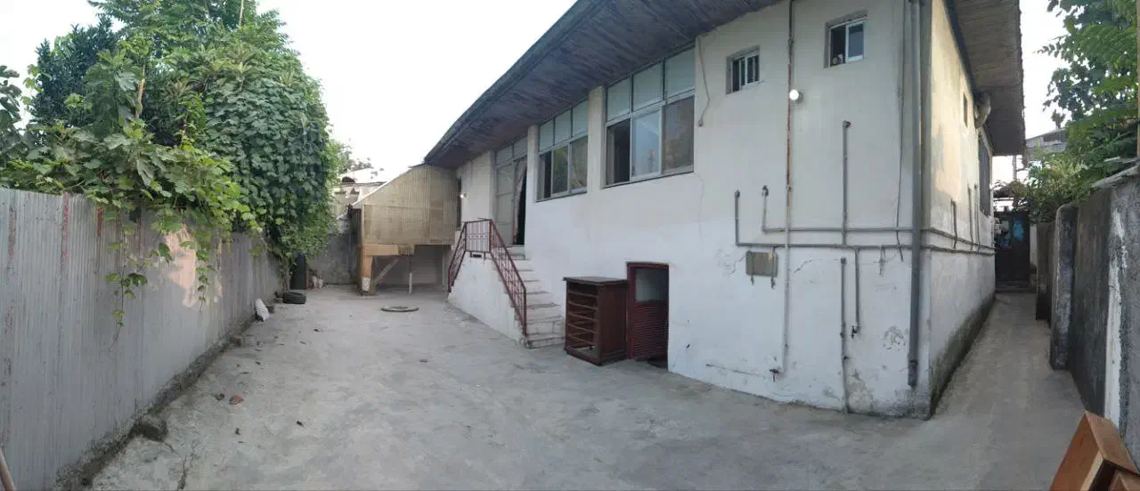 فروش خانه ویلای با باغ وحیات دار داخل رشت|فروش خانه و ویلا|رشت, آب و برق|دیوار