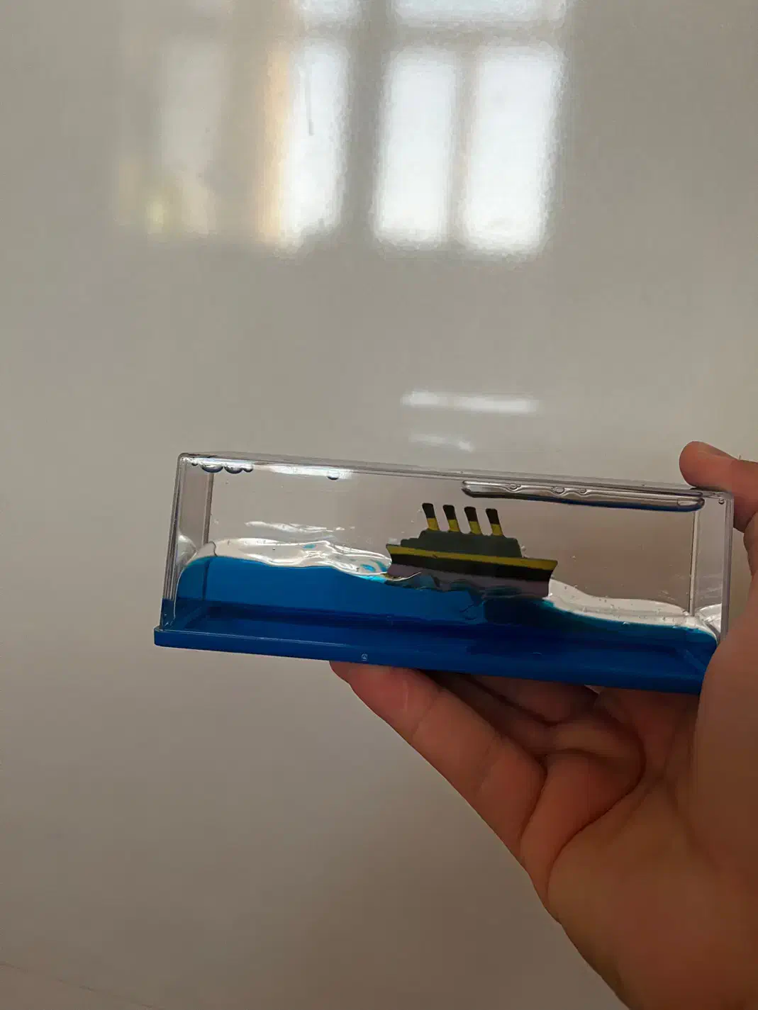 کشتی معلق|مجسمه، تندیس، ماکت|اردبیل, |دیوار