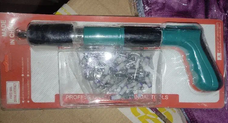 میخکوب دستی چاشنی خور به همراه چاشنی|ابزارآلات|تهران, میدان میوه و ترهبار مرکزی|دیوار