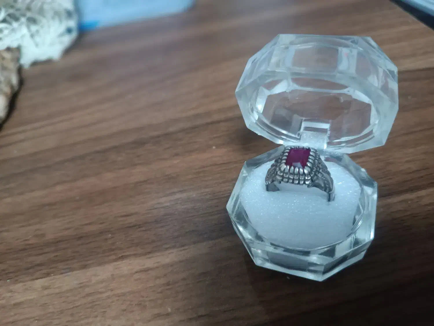 انگشتر نقره یاقوت سرخ کهنه کار دست|جواهرات|لاهیجان, کوی آزادگان|دیوار