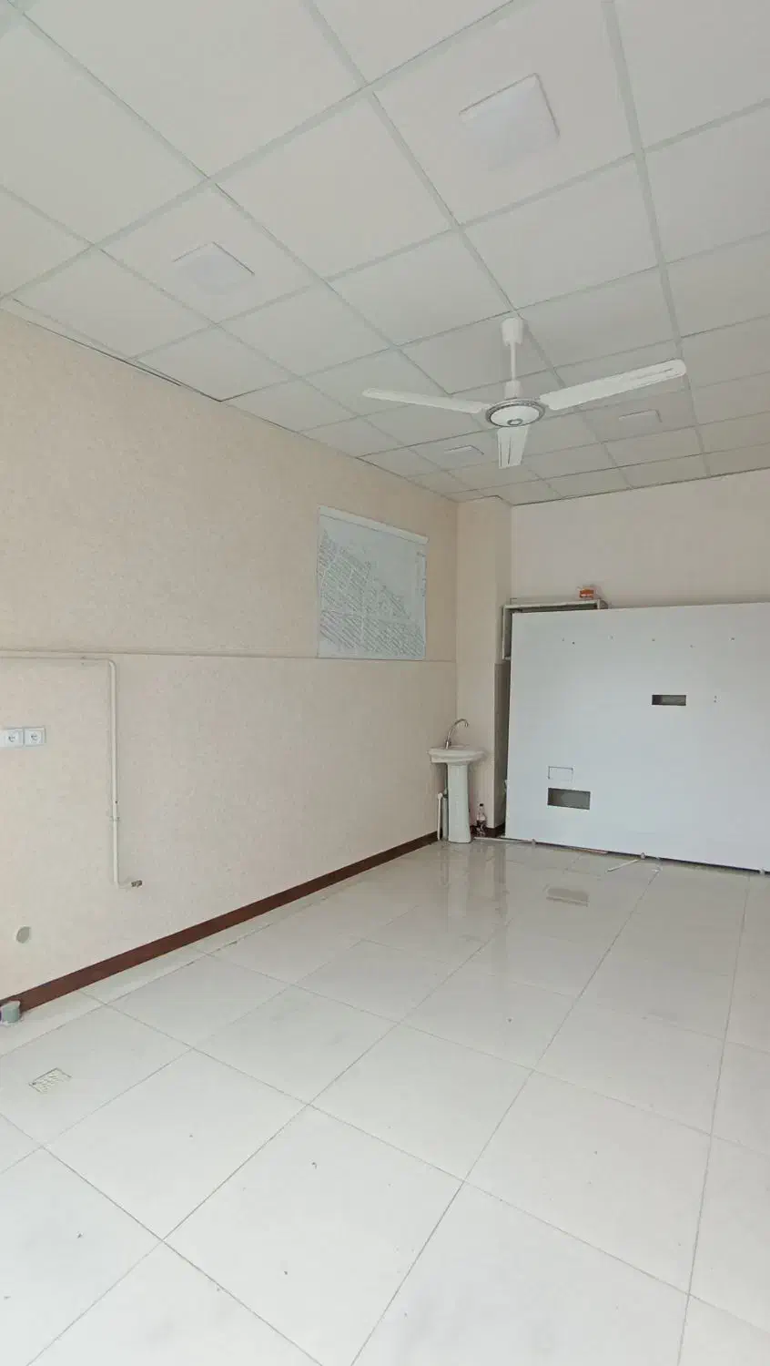 اجاره مغازه نوساز ۱۸ متری مرکز شهر|اجارهٔ مغازه و غرفه|پره‌سر, |دیوار