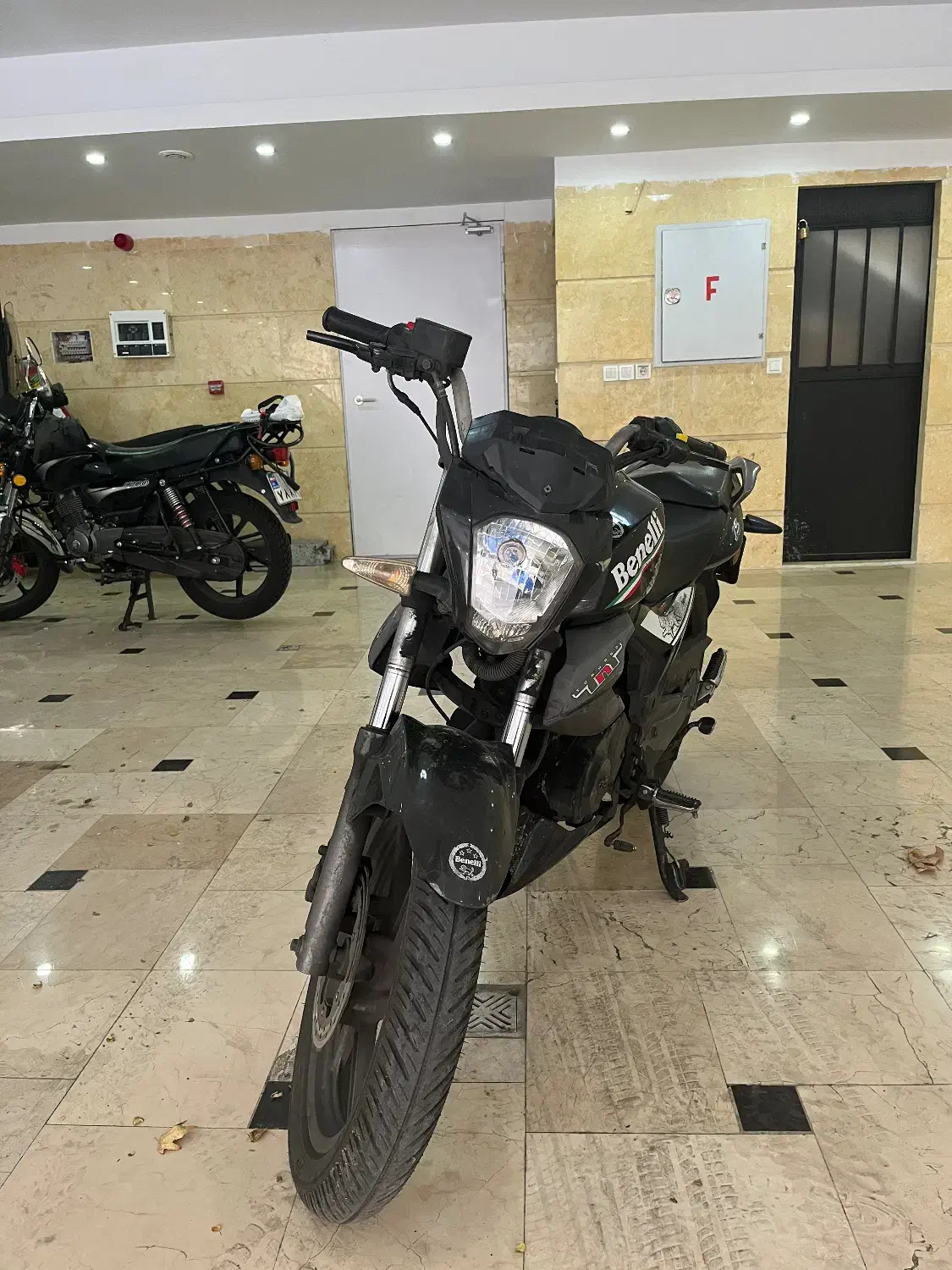 بنلی 150|موتورسیکلت|تهران, مجیدآباد|دیوار