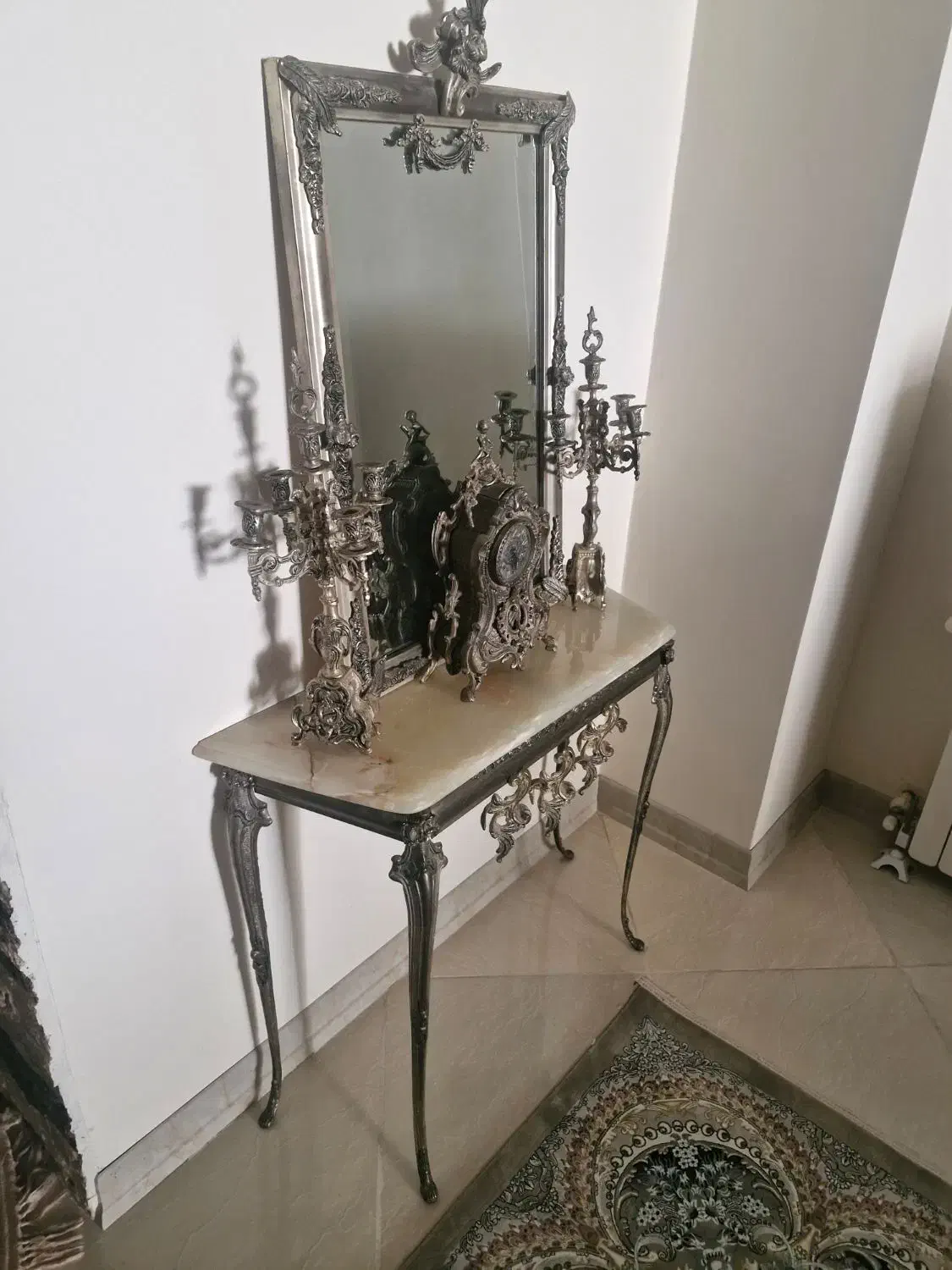 اینه و شمعدان برنز با ساعت سالم|آینه|پردیس, فاز ۴|دیوار