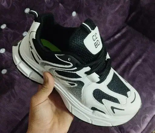 اسیکس|کیف، کفش، کمربند|کنگاور, |دیوار