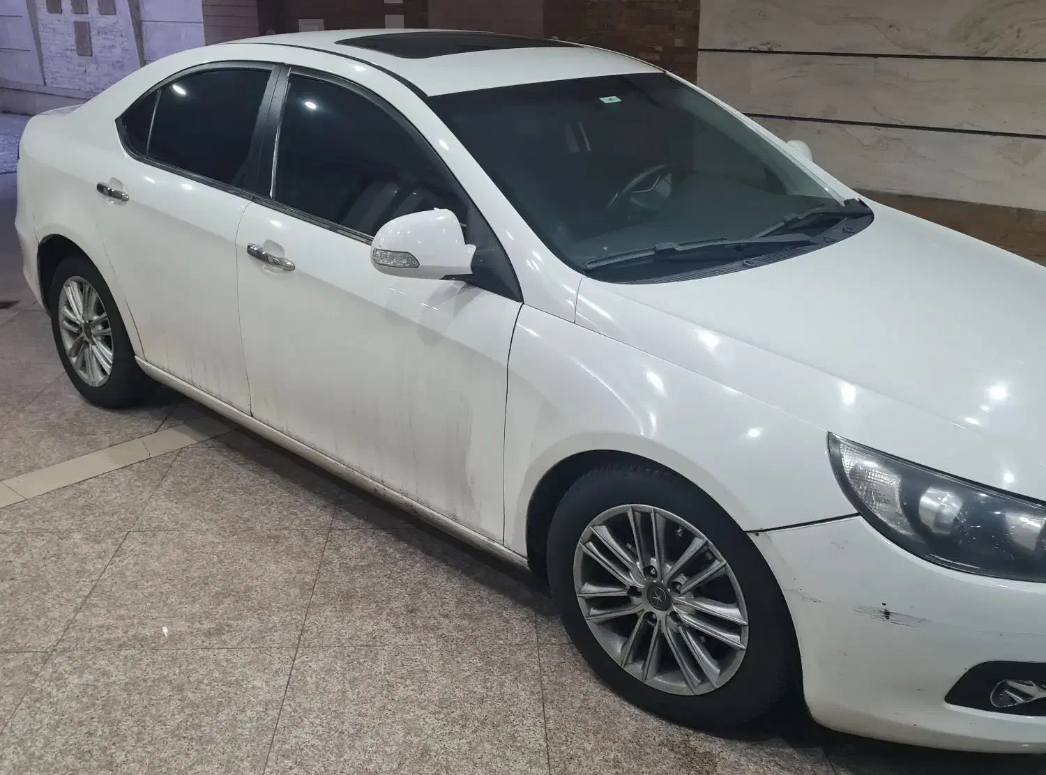 جکj5 سند اول سالم آخر ۹۶سفید|خودرو سواری و وانت|تهران, هروی|دیوار