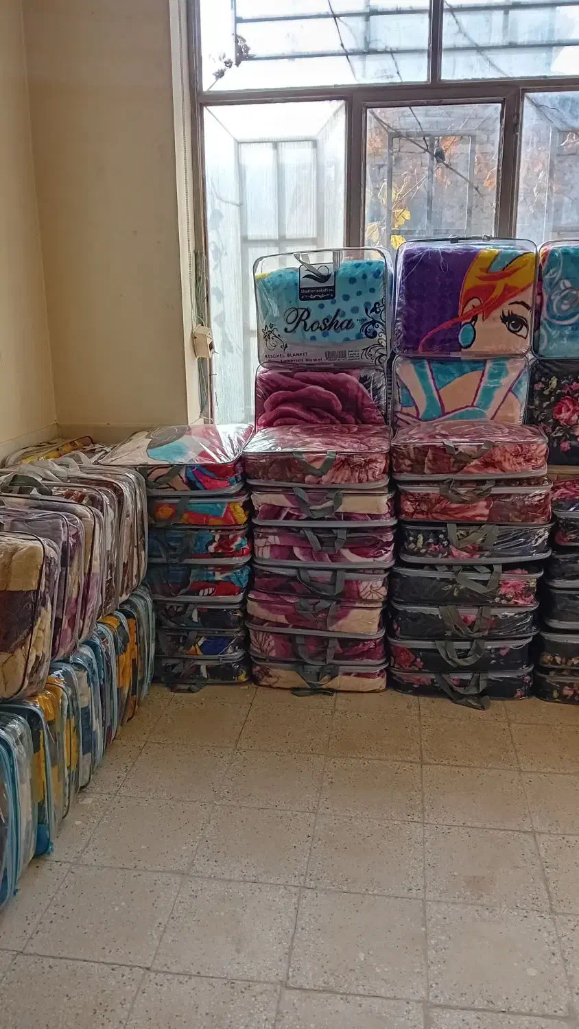 بورس انواع پتو و روفرشی|رختخواب، بالش، پتو|شیروان (خراسان), |دیوار