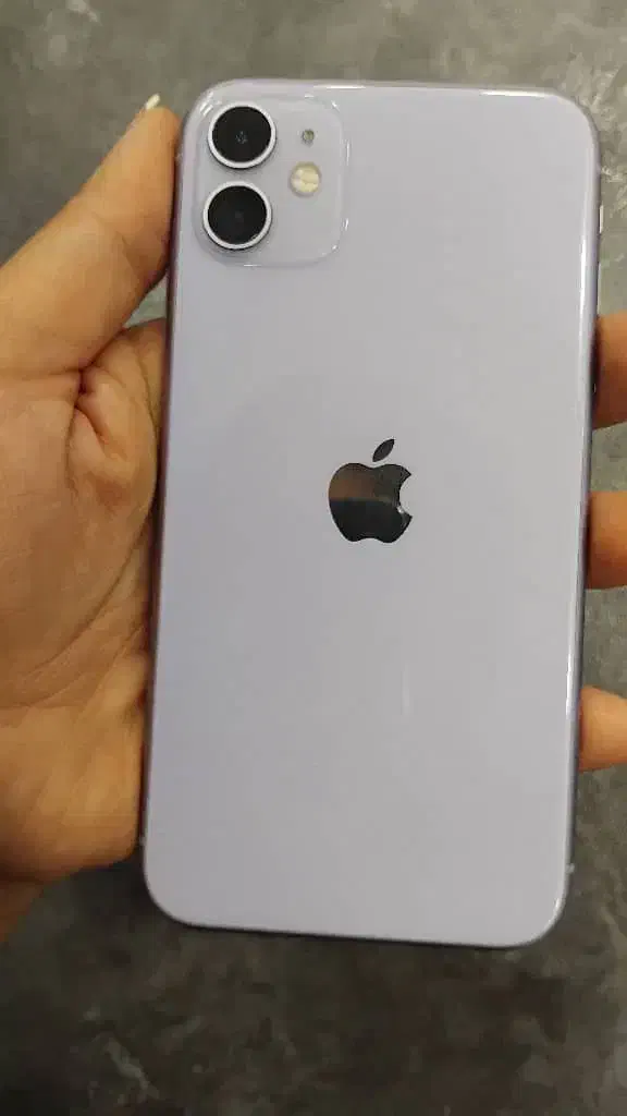 آیفون ۱۱ بدون خط و خش بدون باز شدگی ۱۲۸۷۶|موبایل|اصفهان, باغ زرشک|دیوار