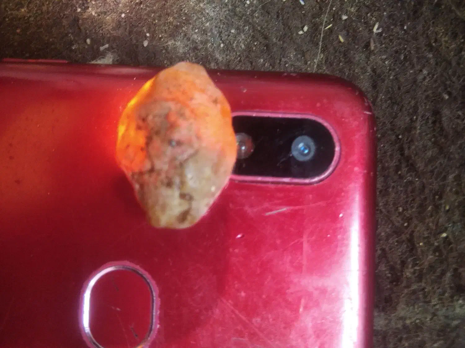 سنگ یاقوت قرمز|کلکسیون اشیاء عتیقه|شوشتر, |دیوار