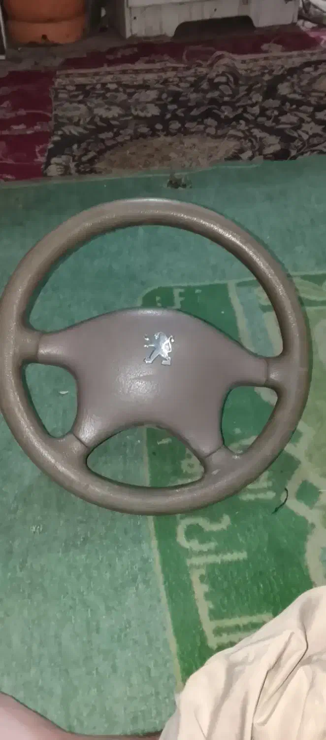 یک عدد هست هرکس خواست رنگ بزنه|قطعات یدکی و لوازم جانبی|زابل, |دیوار