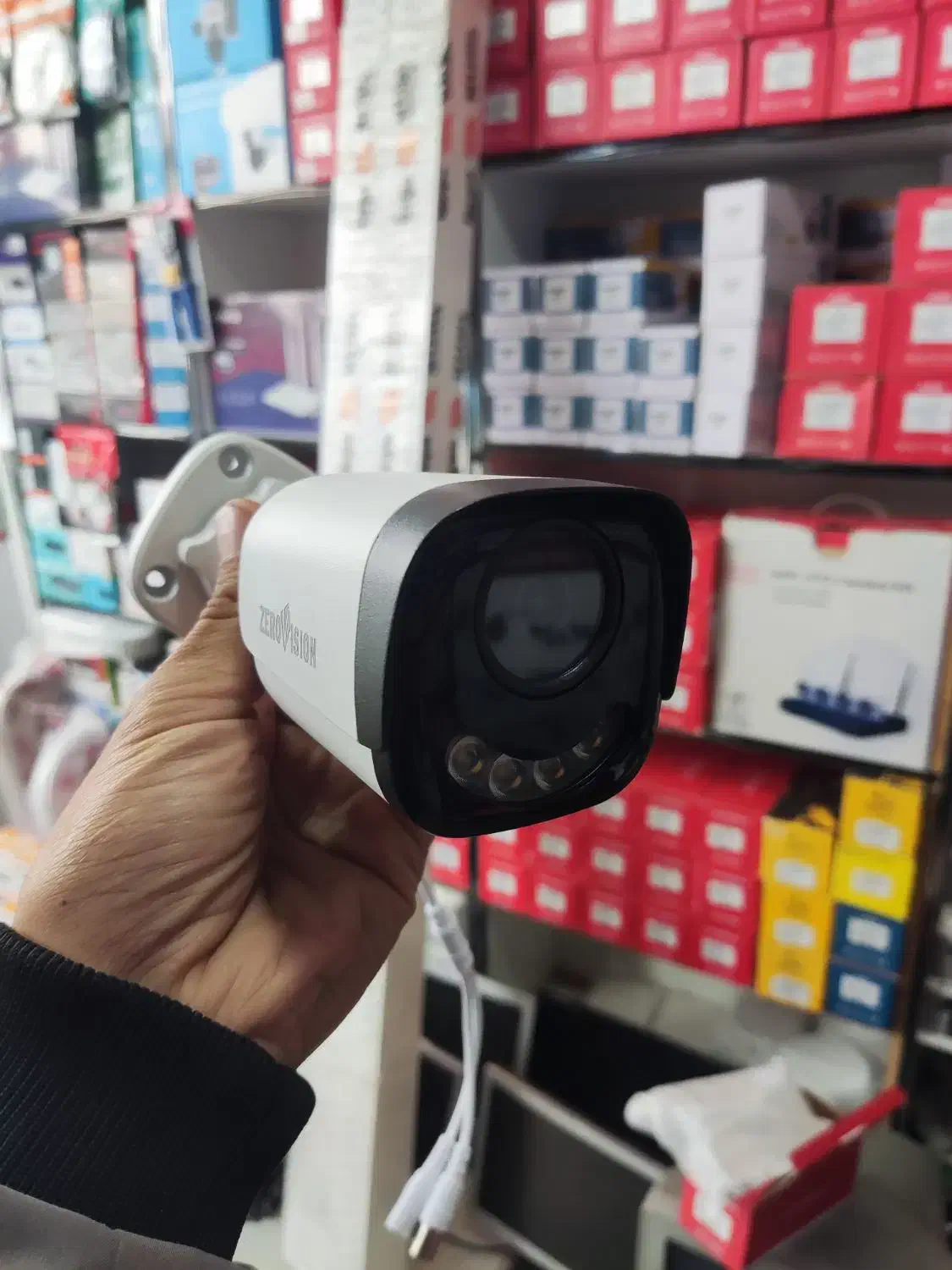 نصب فروش انواع دوربین مداربسته|دوربین مداربسته|اردبیل, |دیوار