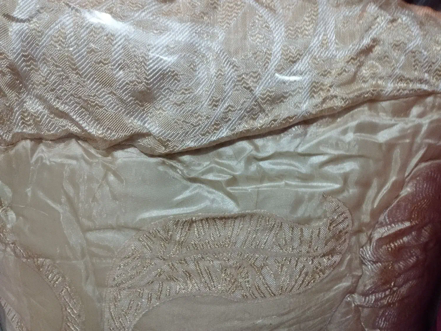 سرویس لحاف روتختی مجلسی نو|رختخواب، بالش، پتو|یزد, |دیوار