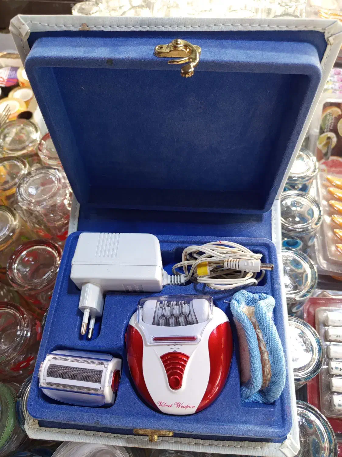 ماشین اصلاح چند حالته همراه کیف و شارژر|آرایشی، بهداشتی، درمانی|ایرانشهر, |دیوار