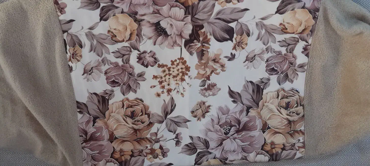 رو بالشتی لوله ای زیر سفره و...|رختخواب، بالش، پتو|کرمانشاه, |دیوار