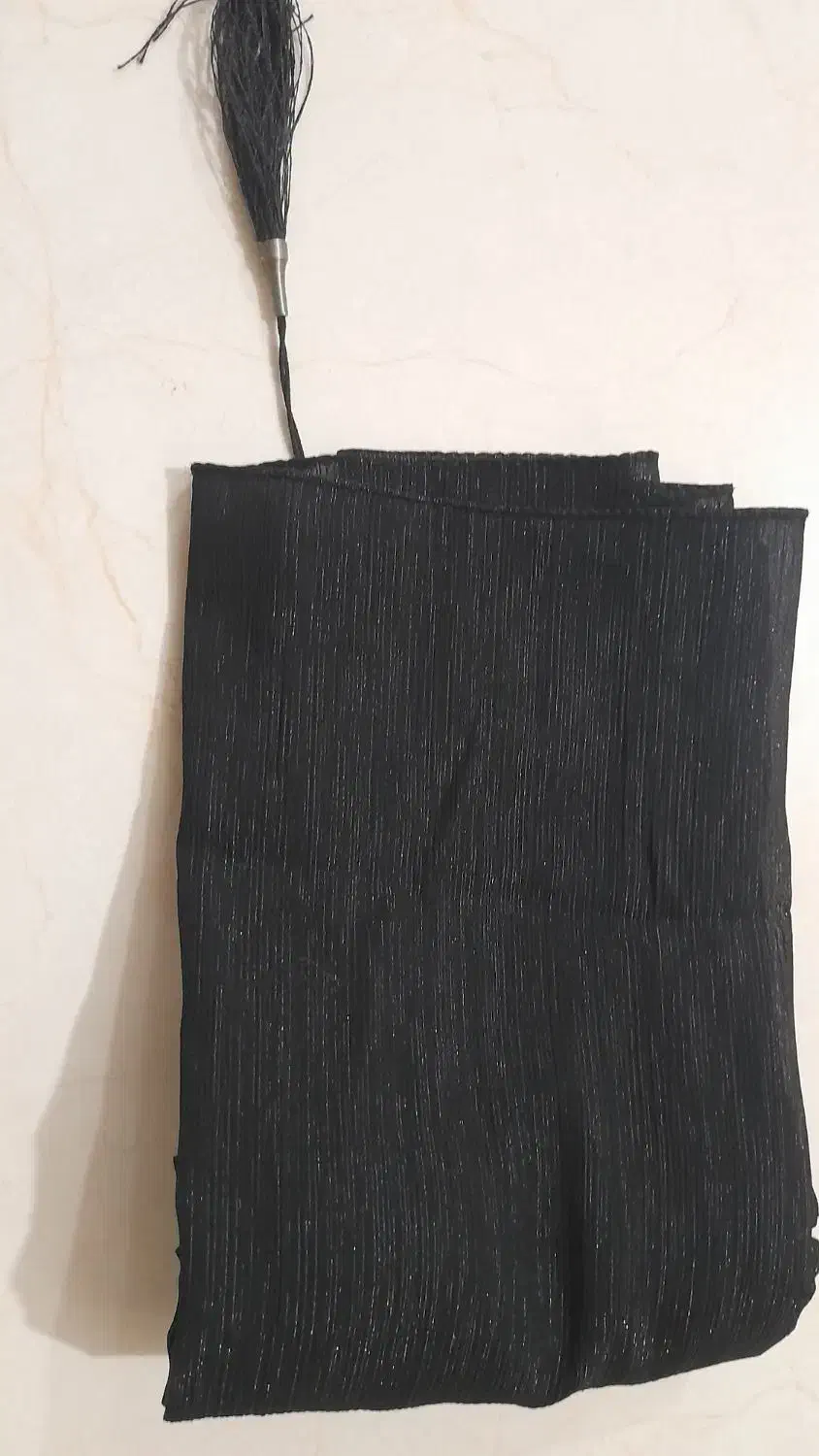 مانتو و روسری|لباس|الشتر, |دیوار