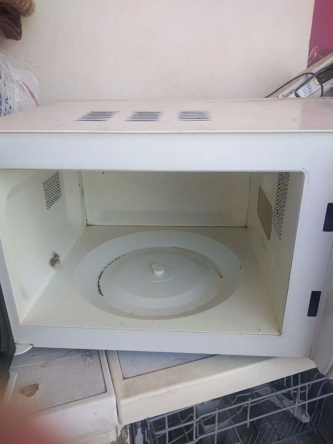 ماکرو ویو پاناسونیک|اجاق گاز و لوازم برقی پخت‌وپز|پرند, فاز ۴|دیوار