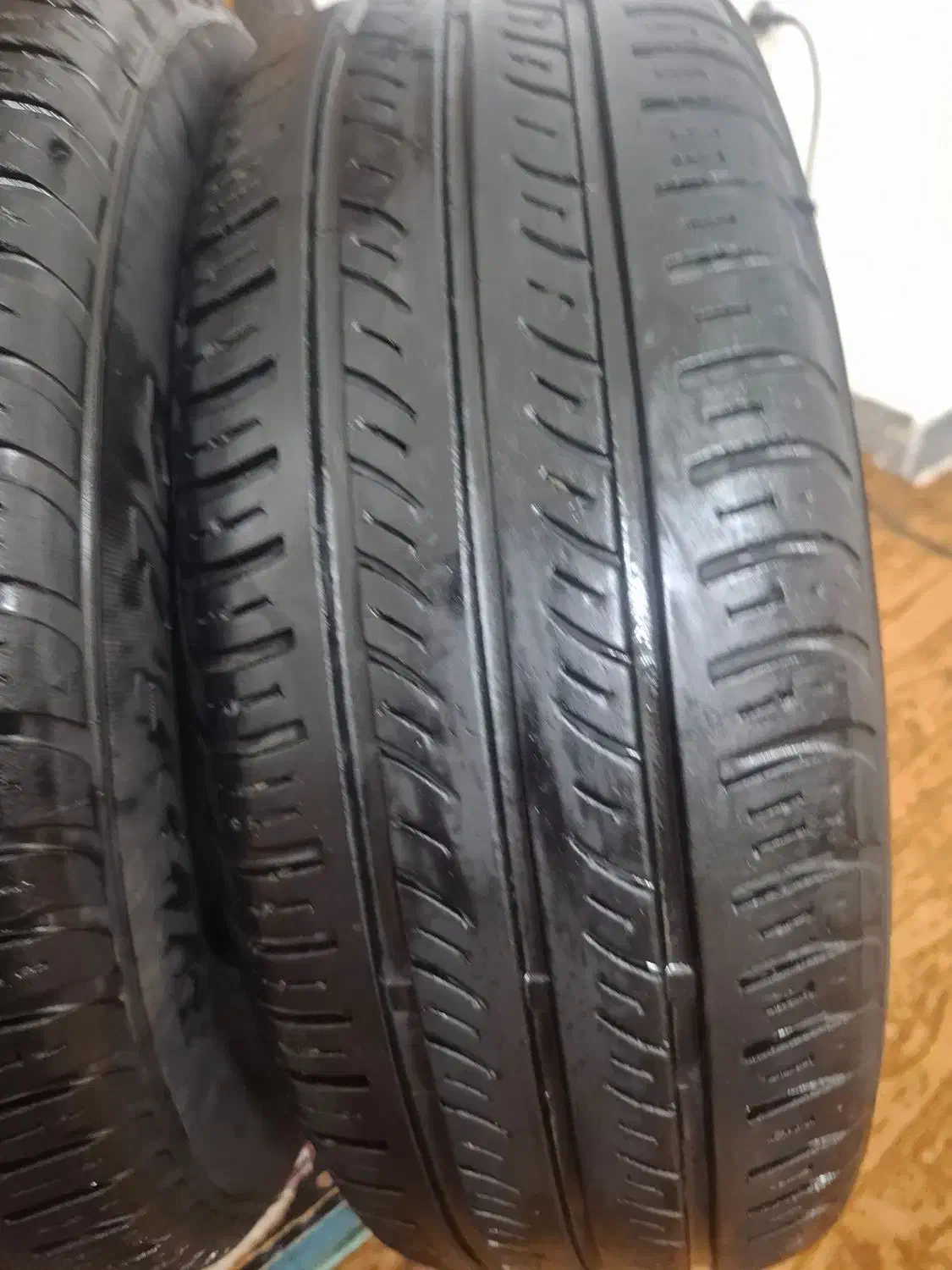 ۱جفت لاستیک ۱۸۵/۶۵/۱۴ بارز ولاستیک بارز  پراید ۱۷۵|قطعات یدکی و لوازم جانبی|آستانه اشرفیه, |دیوار