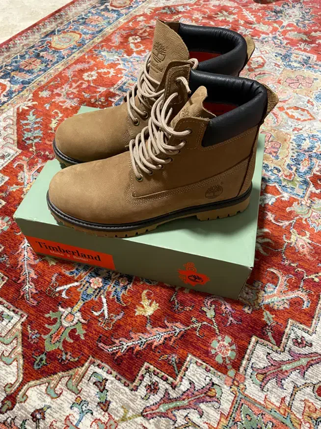 بوت تیمبرلند سایز ۴۳|کیف، کفش، کمربند|تهران, امانیه|دیوار
