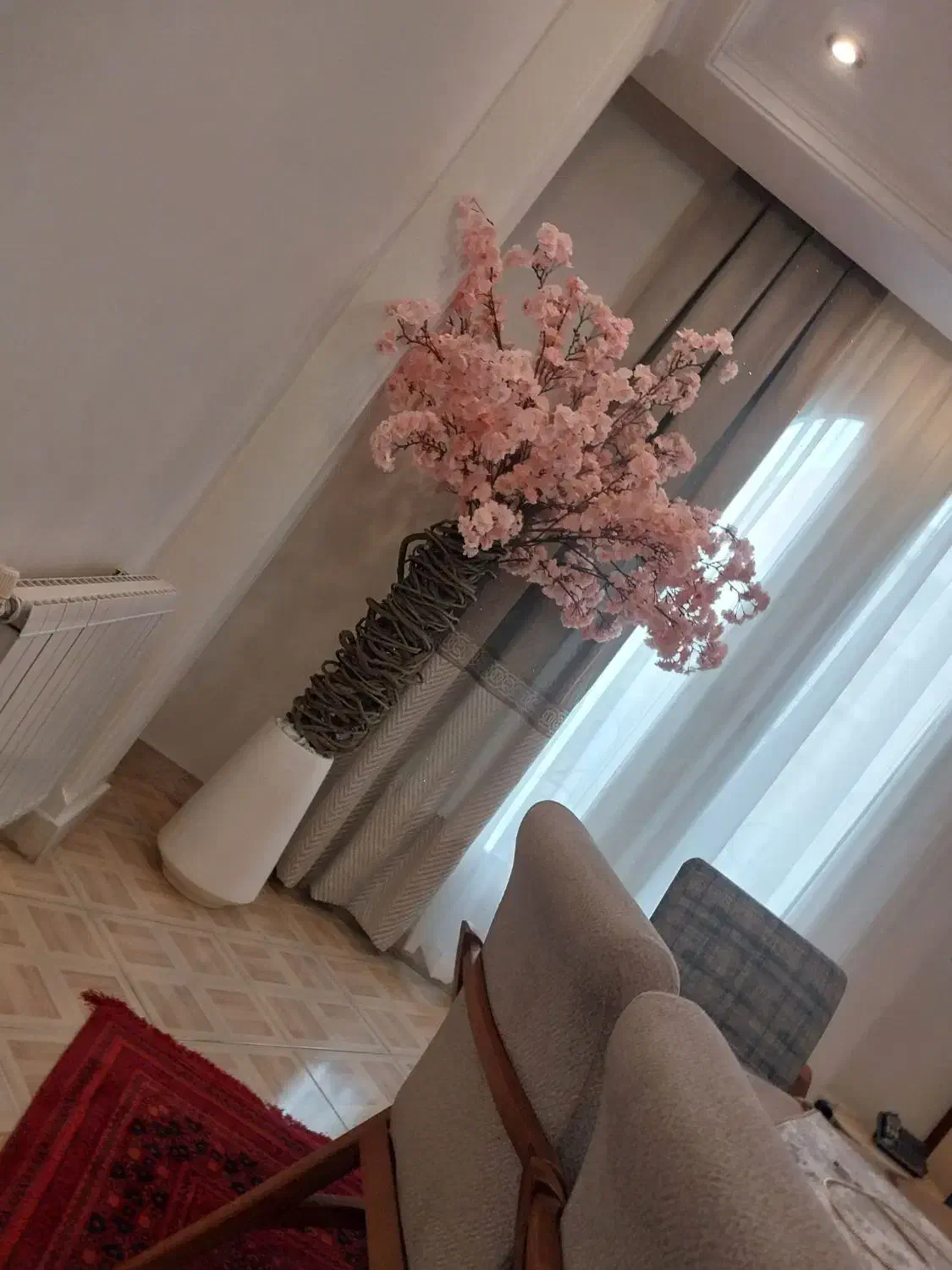 درخت شکوفه های بهاری|گل مصنوعی|تهران, آهنگ|دیوار