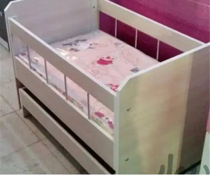 تخت|تخت و سرویس خواب|قم, ولیعصر|دیوار