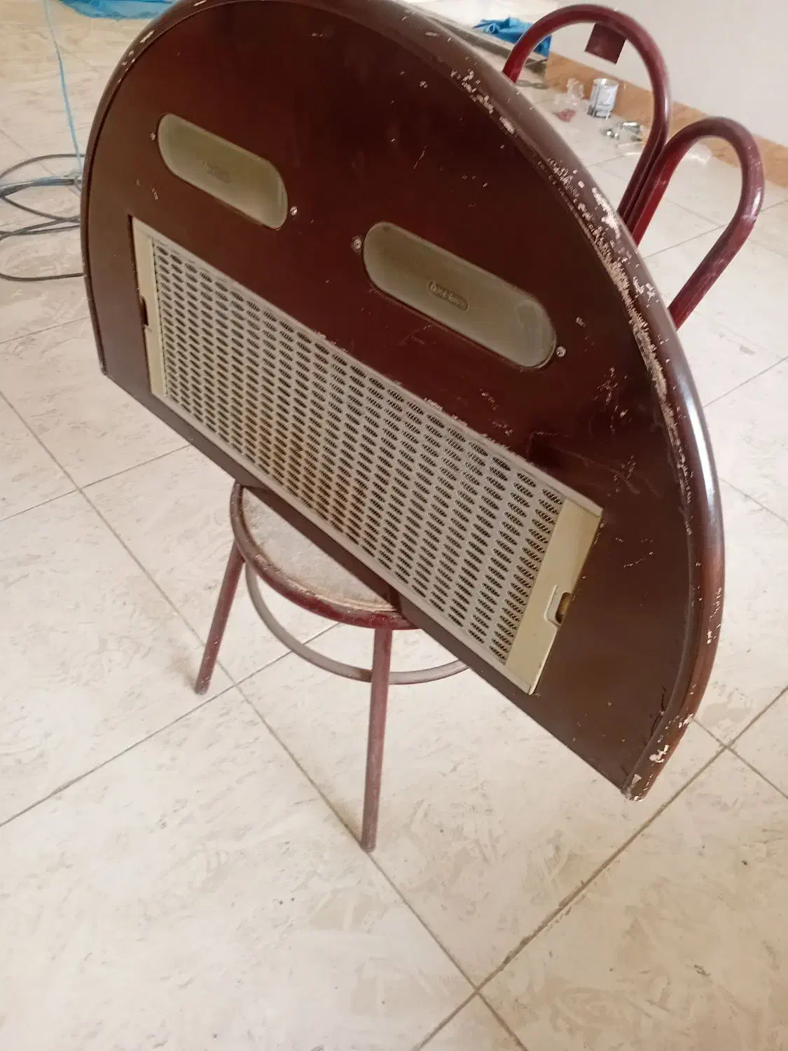 هود سالم|هود|گرگان, |دیوار