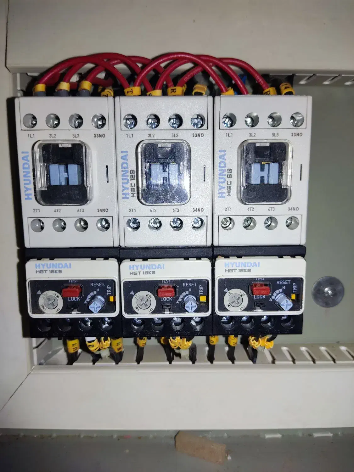 برق صنعتی و ساختمانی|خدمات پیشه و مهارت|آمل, |دیوار